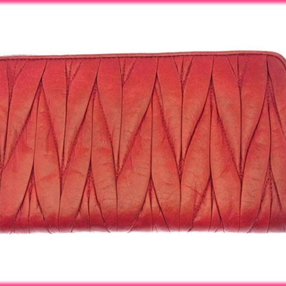 miumiu Wallet Purse Long Wallet Materasse Red Gold Woman Authentic Used - Picture 3 of 4